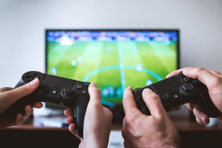 Unlocking the Power of Game Community Management: Building Stronger Connections in the Gaming World